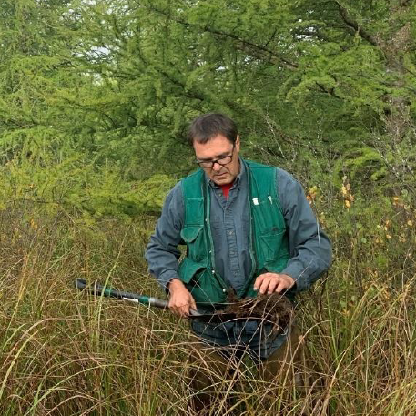 Completing floristic survey of Mendel Wetland