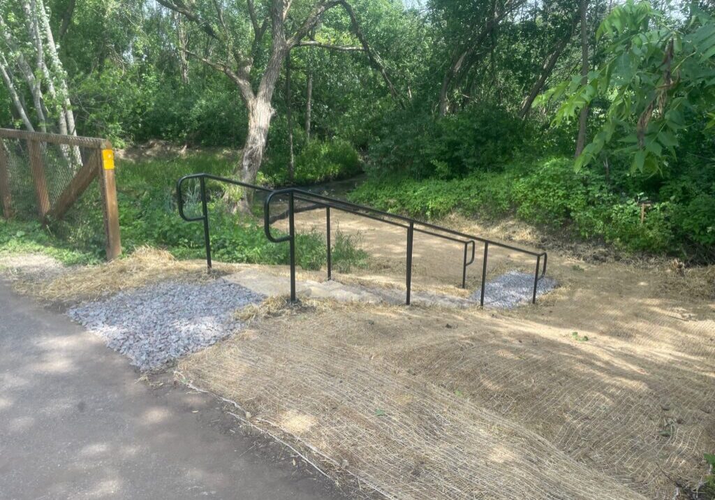 Southeast view of stairway